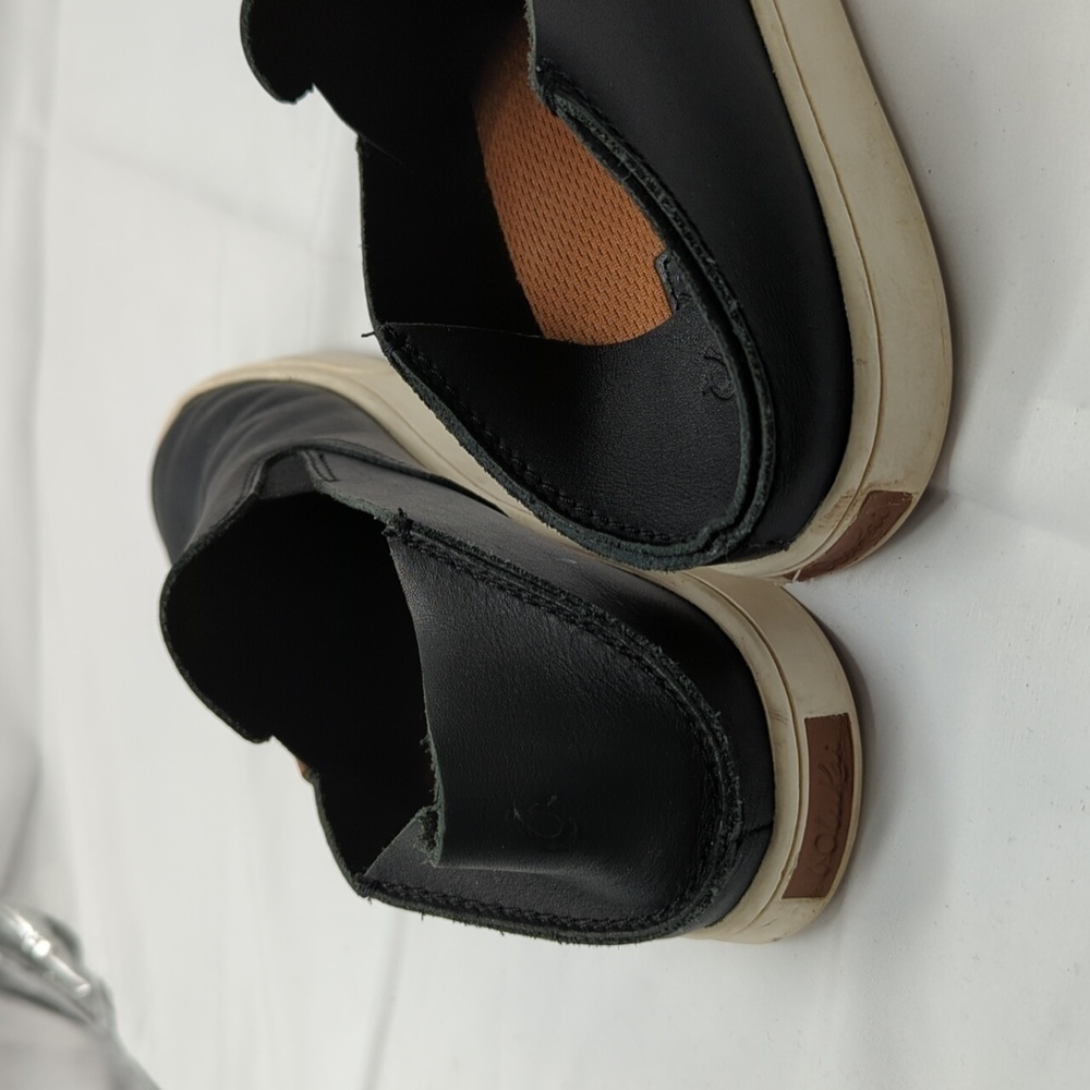 OluKai Women's 8.5 Shoes Black Slip-On Sneakers Pehuea Leather Loafer Boat Shoes - Picture 7 of 7